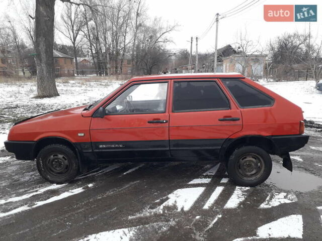 Красный ВАЗ 2109, объемом двигателя 1.5 л и пробегом 555 тыс. км за 1200 $, фото 2 на Automoto.ua