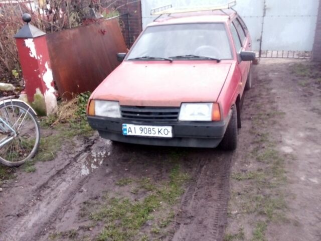 Красный ВАЗ 2109, объемом двигателя 0 л и пробегом 70 тыс. км за 426 $, фото 2 на Automoto.ua