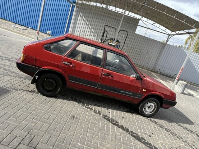 Красный ВАЗ 2109, объемом двигателя 0 л и пробегом 153 тыс. км за 365 $, фото 4 на Automoto.ua