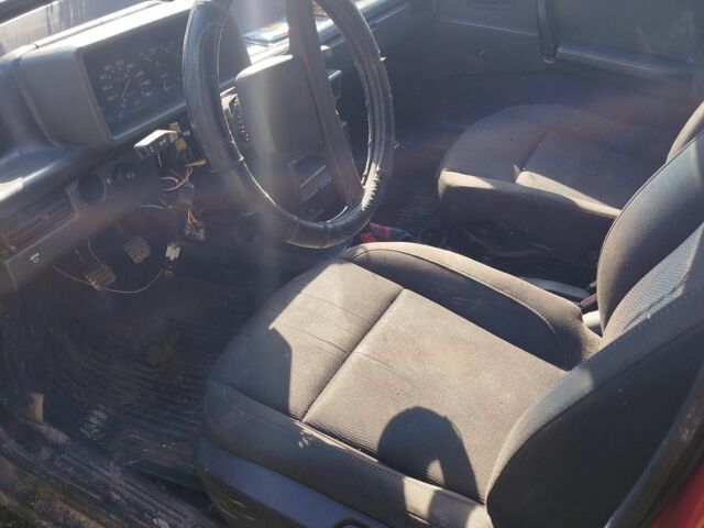 Красный ВАЗ 2109, объемом двигателя 0 л и пробегом 2 тыс. км за 240 $, фото 2 на Automoto.ua