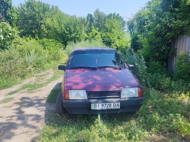 Красный ВАЗ 2109, объемом двигателя 1.5 л и пробегом 190 тыс. км за 1250 $, фото 1 на Automoto.ua