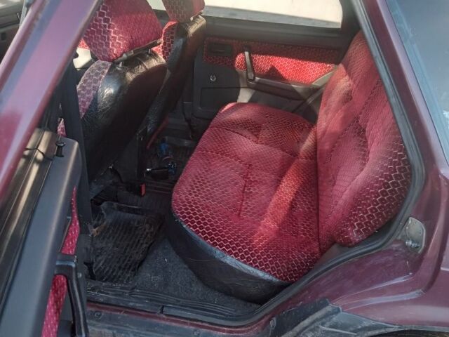 Красный ВАЗ 2109, объемом двигателя 0 л и пробегом 93 тыс. км за 1500 $, фото 5 на Automoto.ua