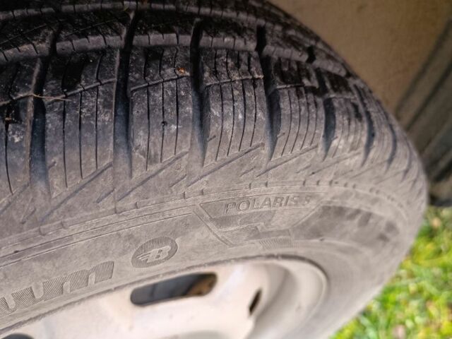 Красный ВАЗ 2109, объемом двигателя 1.6 л и пробегом 228 тыс. км за 1001 $, фото 2 на Automoto.ua