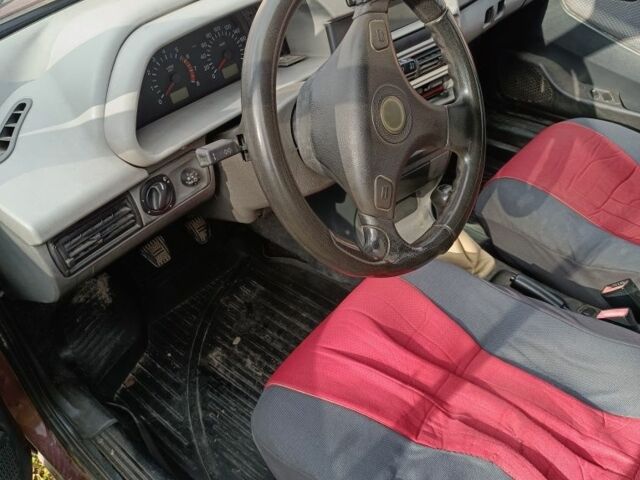 Красный ВАЗ 2109, объемом двигателя 1.6 л и пробегом 228 тыс. км за 1001 $, фото 4 на Automoto.ua