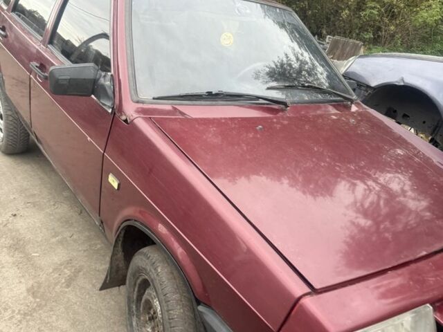 ВАЗ 2109 1988 в Фастове на Automoto.ua Красный ВАЗ 2109, объемом двигателя 1.3 л и пробегом 2 тыс. км за 600 $, фото 5 на Automoto.ua