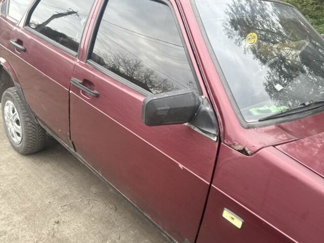ВАЗ 2109 1988 в Фастове на Automoto.ua Красный ВАЗ 2109, объемом двигателя 1.3 л и пробегом 2 тыс. км за 600 $, фото 1 на Automoto.ua
