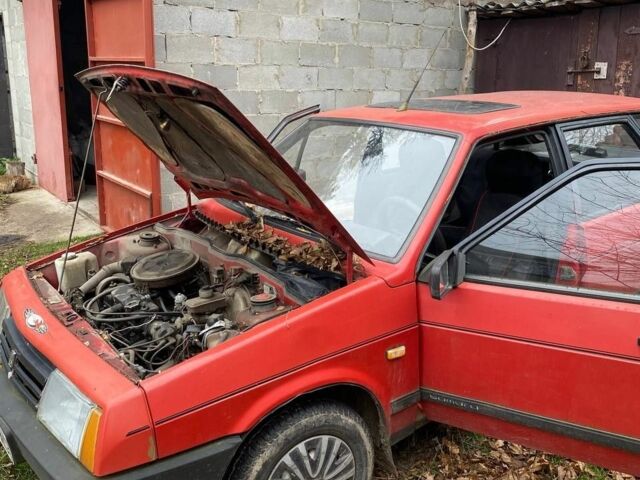 Красный ВАЗ 2109, объемом двигателя 0 л и пробегом 1000 тыс. км за 300 $, фото 2 на Automoto.ua