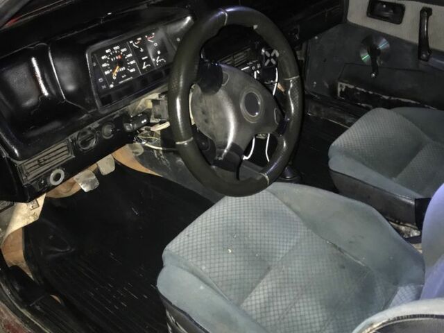 Красный ВАЗ 2109, объемом двигателя 0 л и пробегом 120 тыс. км за 600 $, фото 1 на Automoto.ua