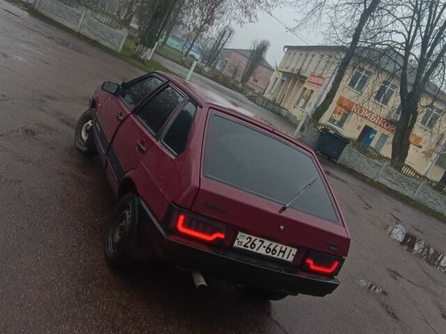 Красный ВАЗ 2109, объемом двигателя 1.3 л и пробегом 123 тыс. км за 1350 $, фото 1 на Automoto.ua