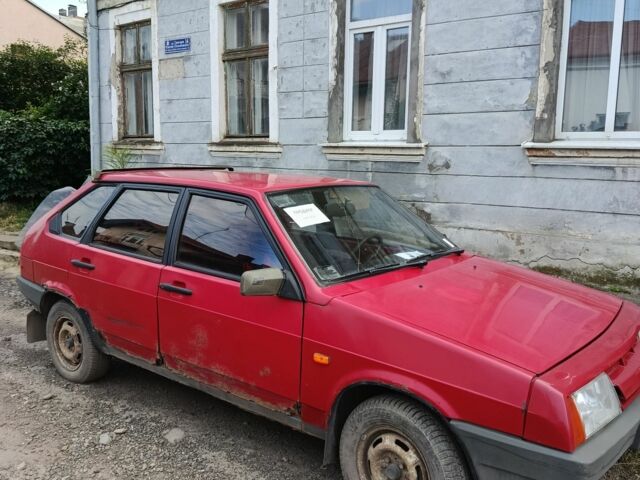 ВАЗ 2109 1989 в Черновцах на Automoto.ua Красный ВАЗ 2109, объемом двигателя 0 л и пробегом 300 тыс. км за 450 $, фото 1 на Automoto.ua