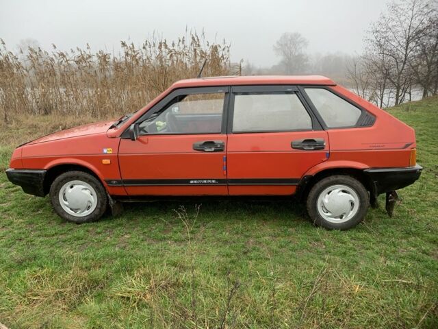 Красный ВАЗ 2109, объемом двигателя 1.3 л и пробегом 58 тыс. км за 992 $, фото 3 на Automoto.ua