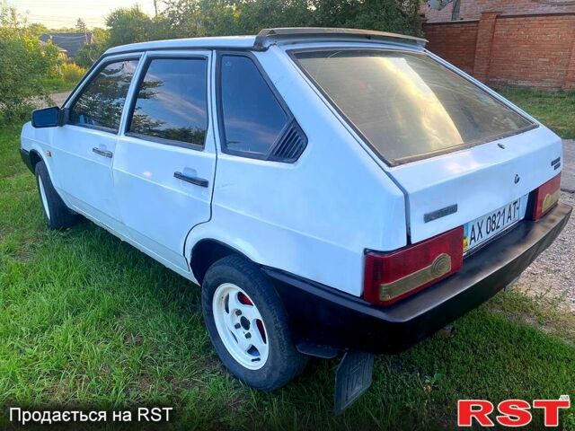 ВАЗ 2109, объемом двигателя 1.5 л и пробегом 0 тыс. км за 1000 $, фото 3 на Automoto.ua