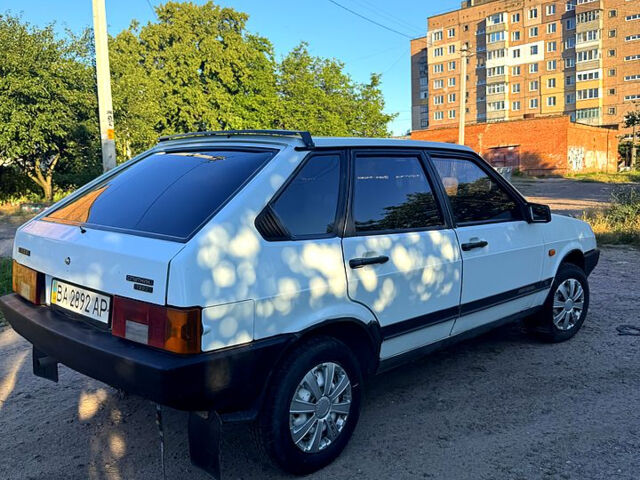 ВАЗ 2109, объемом двигателя 1.3 л и пробегом 0 тыс. км за 1400 $, фото 4 на Automoto.ua