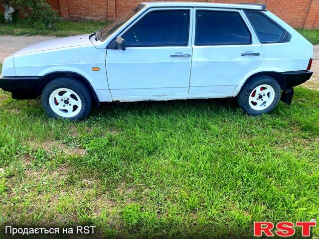 ВАЗ 2109, объемом двигателя 1.5 л и пробегом 0 тыс. км за 1000 $, фото 4 на Automoto.ua