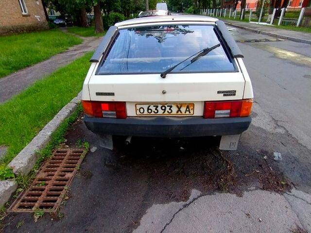 ВАЗ 2109, объемом двигателя 1.3 л и пробегом 52 тыс. км за 1000 $, фото 3 на Automoto.ua