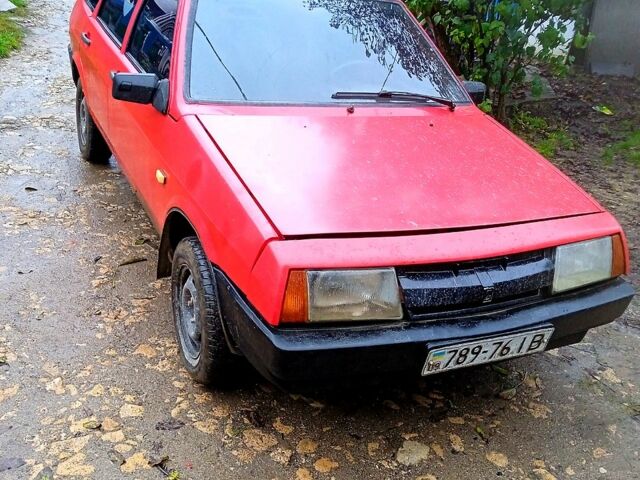 ВАЗ 2109 1988 в Черновцах на Automoto.ua ВАЗ 2109, объемом двигателя 1.3 л и пробегом 97 тыс. км за 500 $, фото 1 на Automoto.ua