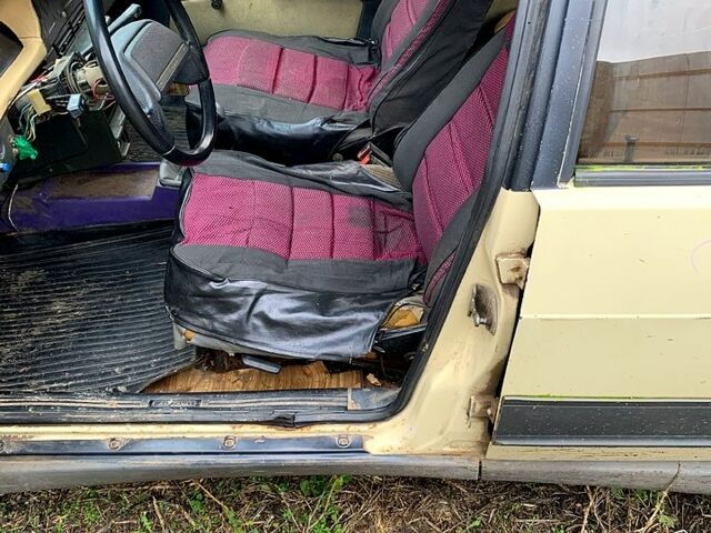 ВАЗ 2109, объемом двигателя 1.5 л и пробегом 200 тыс. км за 450 $, фото 4 на Automoto.ua