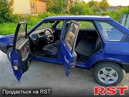 ВАЗ 2109, объемом двигателя 1.3 л и пробегом 200 тыс. км за 850 $, фото 7 на Automoto.ua