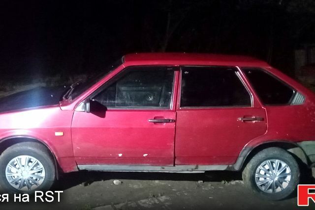 ВАЗ 2109, объемом двигателя 1.6 л и пробегом 143 тыс. км за 800 $, фото 1 на Automoto.ua