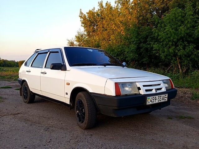 ВАЗ 2109, об'ємом двигуна 1.6 л та пробігом 250 тис. км за 1000 $, фото 2 на Automoto.ua