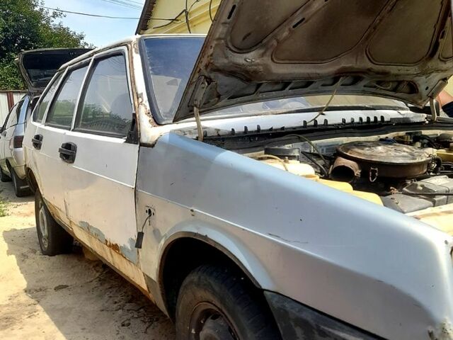ВАЗ 2109, объемом двигателя 1.3 л и пробегом 0 тыс. км за 300 $, фото 3 на Automoto.ua