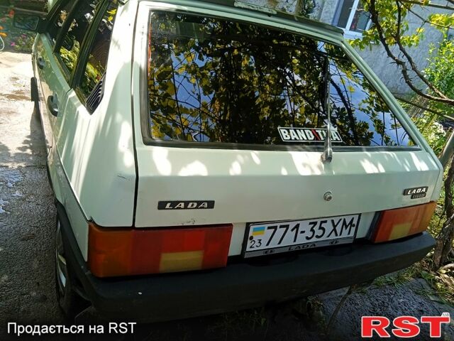 ВАЗ 2109, объемом двигателя 1.5 л и пробегом 111 тыс. км за 750 $, фото 2 на Automoto.ua