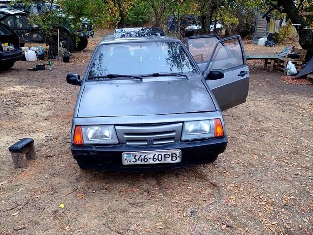 ВАЗ 2109 1991 в Днепре (Днепропетровске) на Automoto.ua ВАЗ 2109, объемом двигателя 1.3 л и пробегом 0 тыс. км за 1150 $, фото 6 на Automoto.ua