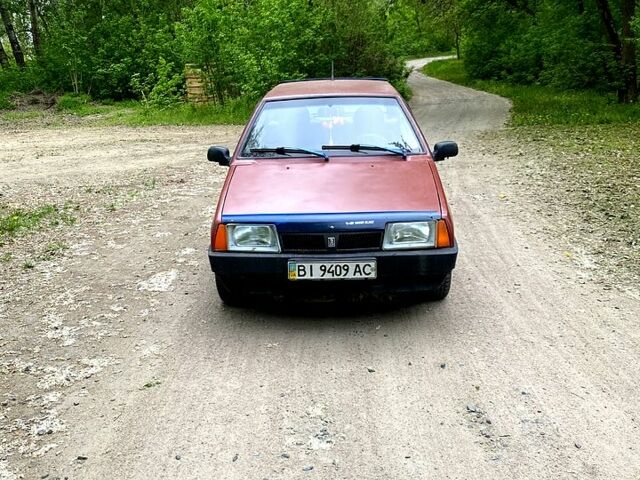 ВАЗ 2109, объемом двигателя 1.5 л и пробегом 200 тыс. км за 950 $, фото 2 на Automoto.ua