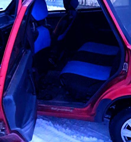 ВАЗ 2109, объемом двигателя 15 л и пробегом 0 тыс. км за 1000 $, фото 7 на Automoto.ua