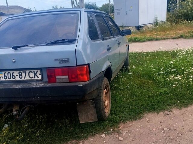 ВАЗ 2109, объемом двигателя 1.5 л и пробегом 175 тыс. км за 450 $, фото 4 на Automoto.ua