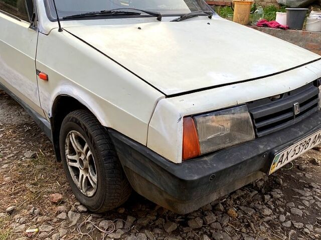 ВАЗ 2109, объемом двигателя 1.5 л и пробегом 200 тыс. км за 500 $, фото 2 на Automoto.ua