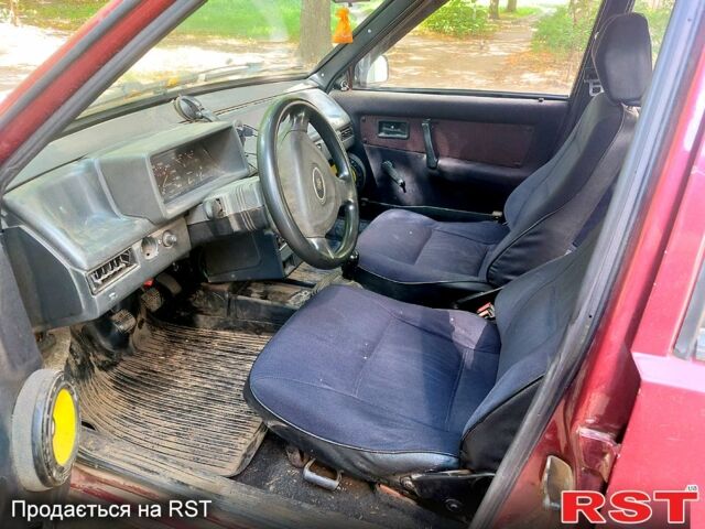 ВАЗ 2109, объемом двигателя 1.5 л и пробегом 200 тыс. км за 1000 $, фото 3 на Automoto.ua