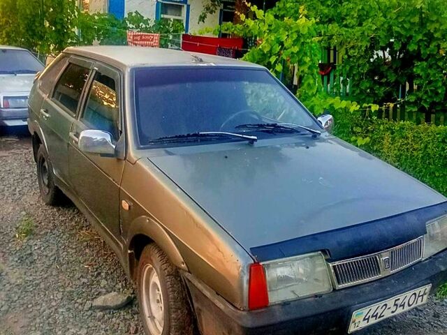 ВАЗ 2109, объемом двигателя 1.3 л и пробегом 235 тыс. км за 700 $, фото 2 на Automoto.ua