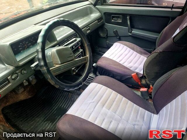 ВАЗ 2109, объемом двигателя 1.5 л и пробегом 200 тыс. км за 900 $, фото 4 на Automoto.ua