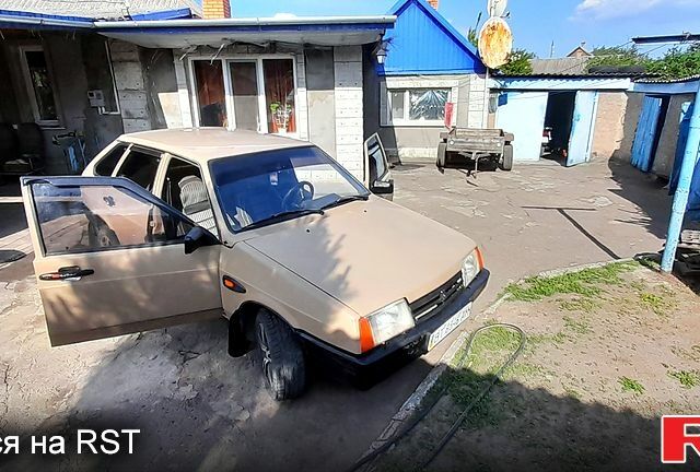 ВАЗ 2109, объемом двигателя 1.6 л и пробегом 83 тыс. км за 1100 $, фото 2 на Automoto.ua