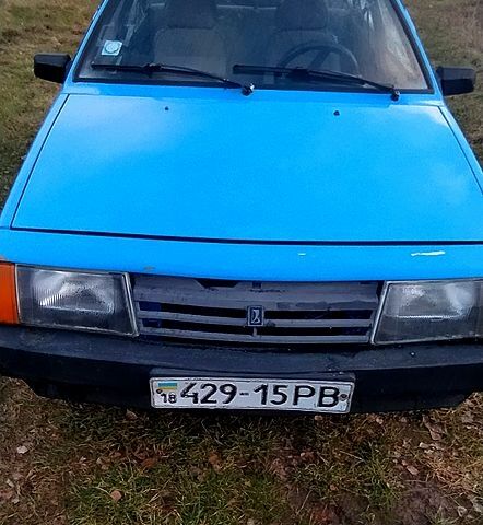 ВАЗ 2109, об'ємом двигуна 15 л та пробігом 0 тис. км за 1000 $, фото 3 на Automoto.ua