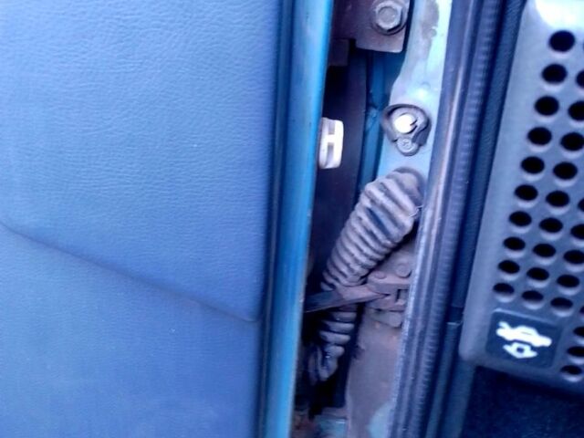 ВАЗ 2109, объемом двигателя 1.5 л и пробегом 170 тыс. км за 1500 $, фото 4 на Automoto.ua