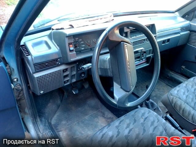 ВАЗ 2109, объемом двигателя 1.5 л и пробегом 170 тыс. км за 1500 $, фото 1 на Automoto.ua