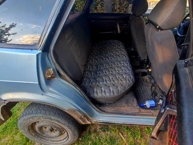 ВАЗ 2109, объемом двигателя 1.6 л и пробегом 160 тыс. км за 499 $, фото 4 на Automoto.ua