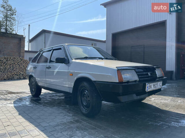 ВАЗ 2109, объемом двигателя 1.5 л и пробегом 301 тыс. км за 1600 $, фото 2 на Automoto.ua