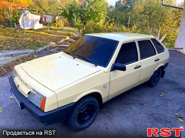 Желтый ВАЗ 2109, объемом двигателя 1.5 л и пробегом 0 тыс. км за 1700 $, фото 9 на Automoto.ua