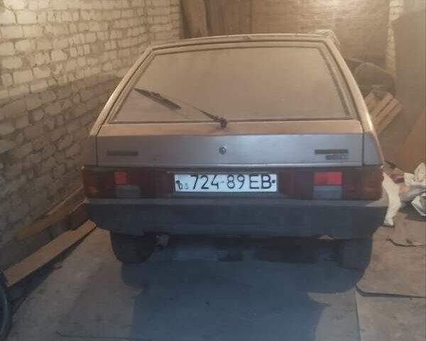 Желтый ВАЗ 2109, объемом двигателя 1.5 л и пробегом 60 тыс. км за 700 $, фото 2 на Automoto.ua