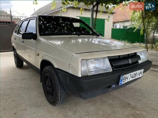 Желтый ВАЗ 2109, объемом двигателя 1.5 л и пробегом 260 тыс. км за 1200 $, фото 5 на Automoto.ua