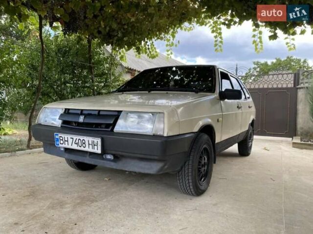 Желтый ВАЗ 2109, объемом двигателя 1.5 л и пробегом 260 тыс. км за 1200 $, фото 4 на Automoto.ua