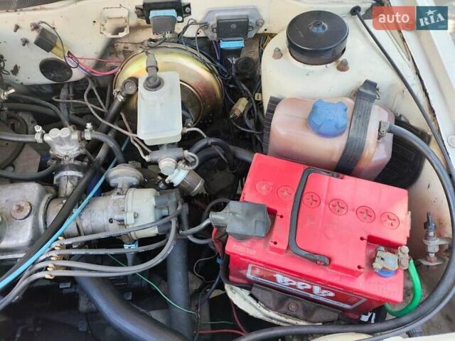 Жовтий ВАЗ 2109, об'ємом двигуна 1.45 л та пробігом 200 тис. км за 1100 $, фото 4 на Automoto.ua