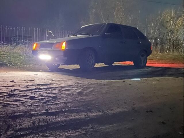 Серый ВАЗ 2109, объемом двигателя 1.5 л и пробегом 205 тыс. км за 1100 $, фото 3 на Automoto.ua