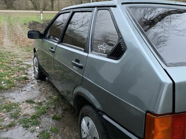 Серый ВАЗ 2109, объемом двигателя 1.5 л и пробегом 100 тыс. км за 550 $, фото 2 на Automoto.ua