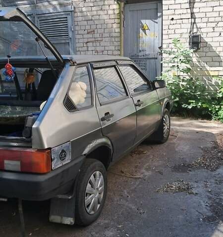 Серый ВАЗ 2109, объемом двигателя 1.5 л и пробегом 573 тыс. км за 1100 $, фото 1 на Automoto.ua