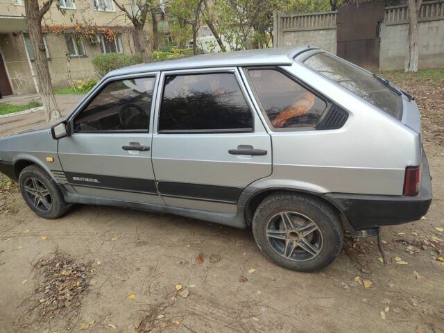 Серый ВАЗ 2109, объемом двигателя 1.5 л и пробегом 999 тыс. км за 850 $, фото 1 на Automoto.ua