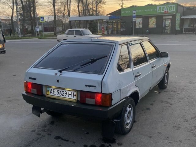 Серый ВАЗ 2109, объемом двигателя 1.3 л и пробегом 231 тыс. км за 1200 $, фото 5 на Automoto.ua